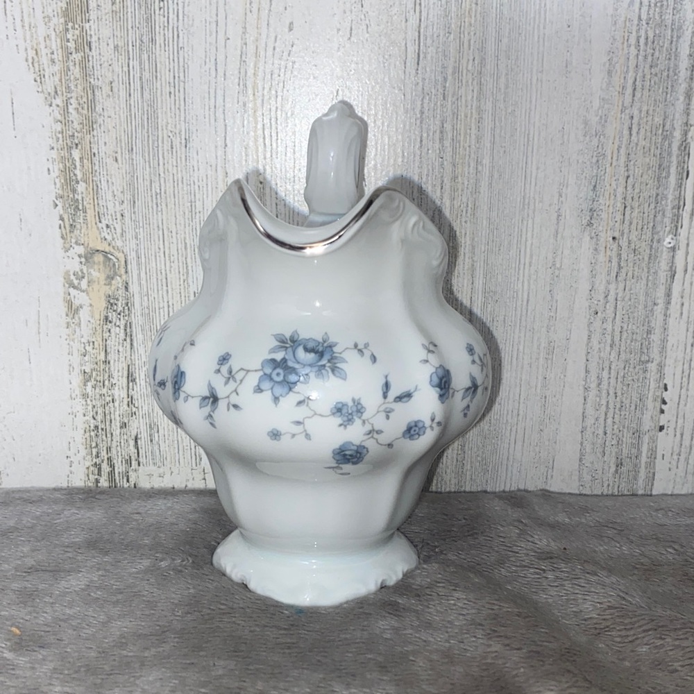 1103 Johann Haviland Blue Garland Creamer - Picture 3 of 5